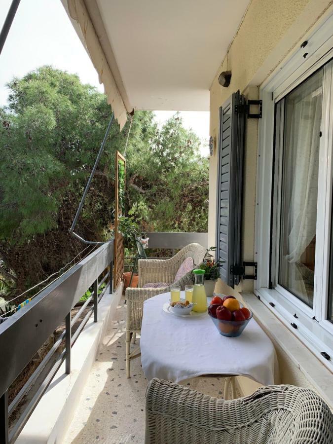 Charming Apartment In Varkiza Buitenkant foto